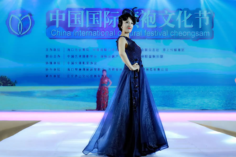王宝红获得2017世界旗袍文化大使选拔赛全国总决赛的亚军